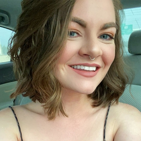 🖤 Meet Your Posher 🖤 - Picture 1 of 1